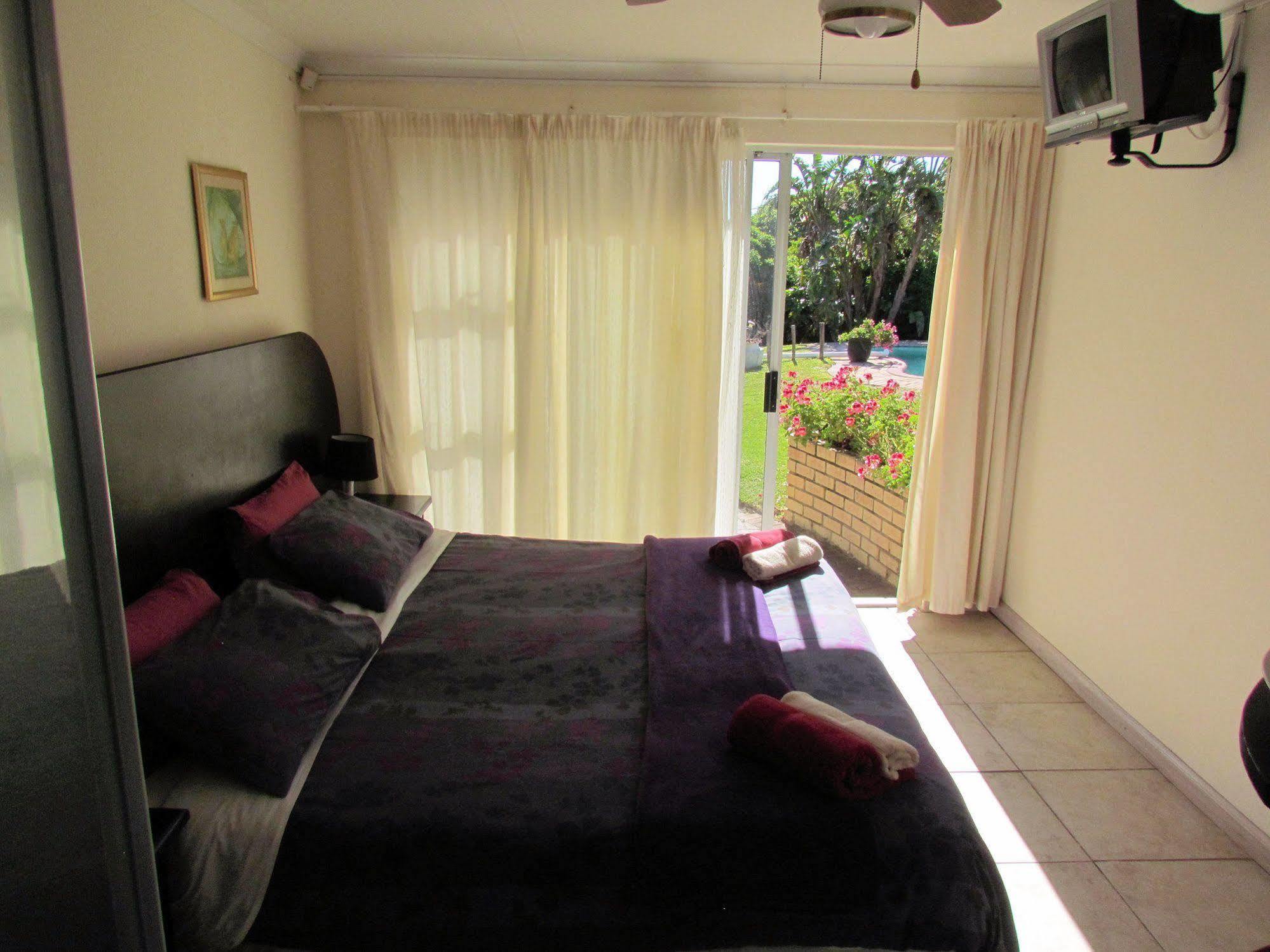 Blue Horizon Bay Guest House Van Stadensriviermond ภายนอก รูปภาพ